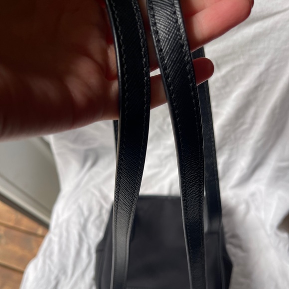 Kate spade mini backpack black adjustable straps - Picture 7 of 14